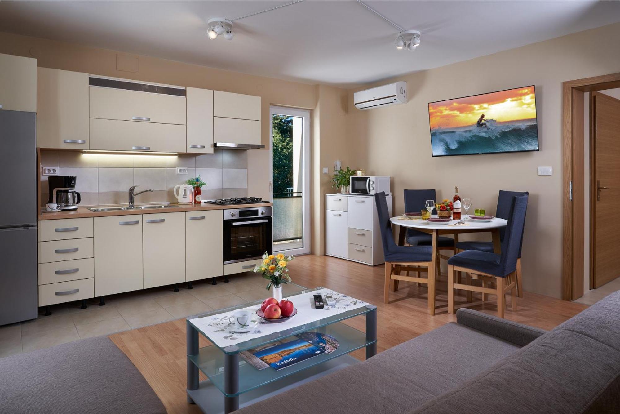 Palmaja Apartment Kastela Bagian luar foto